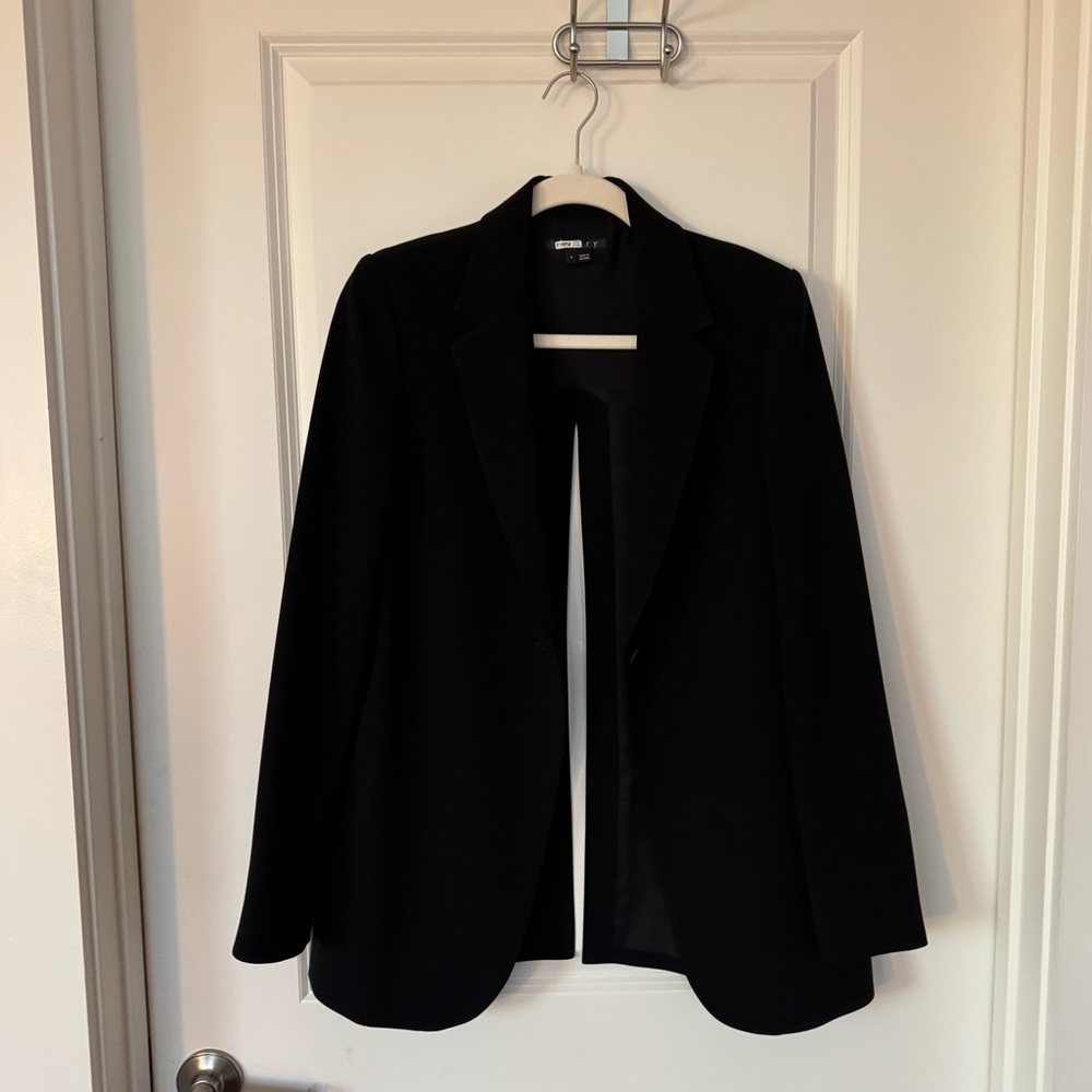Theory - open back black blazer